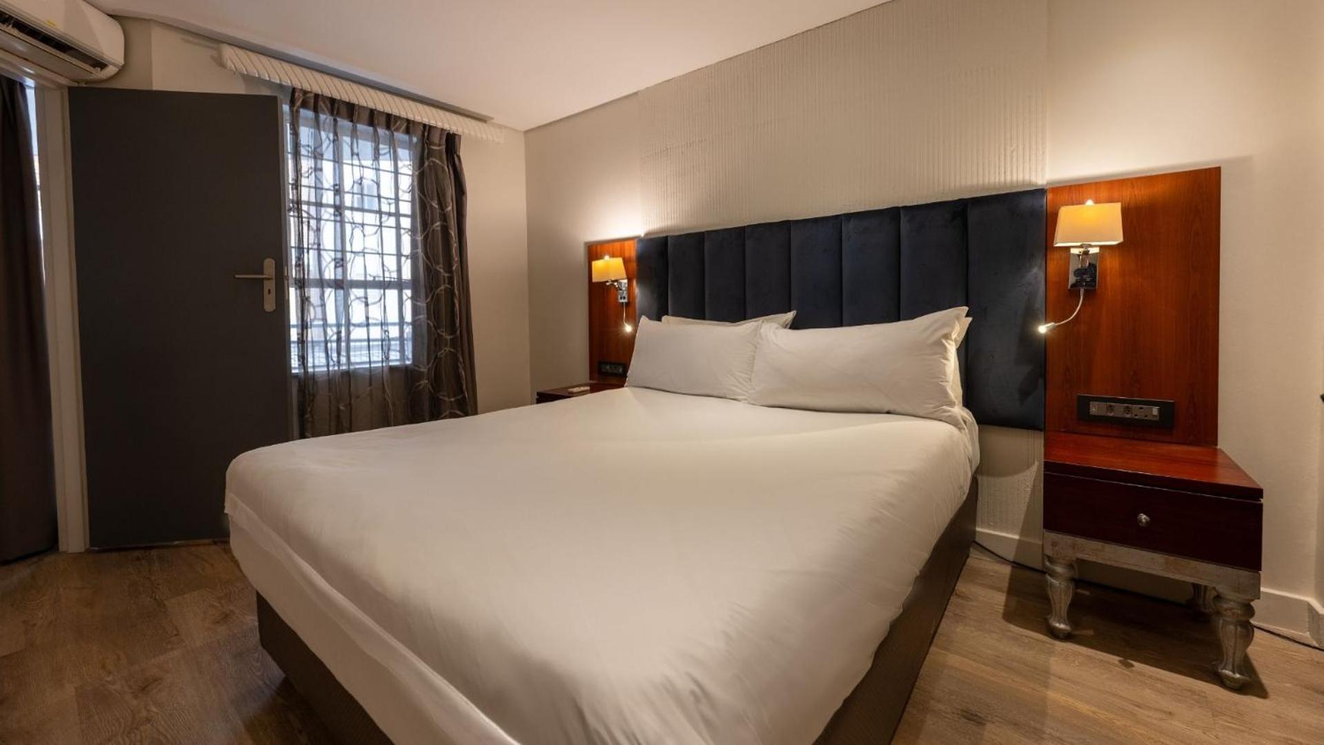 Anew Hotel Hatfield Претория Экстерьер фото