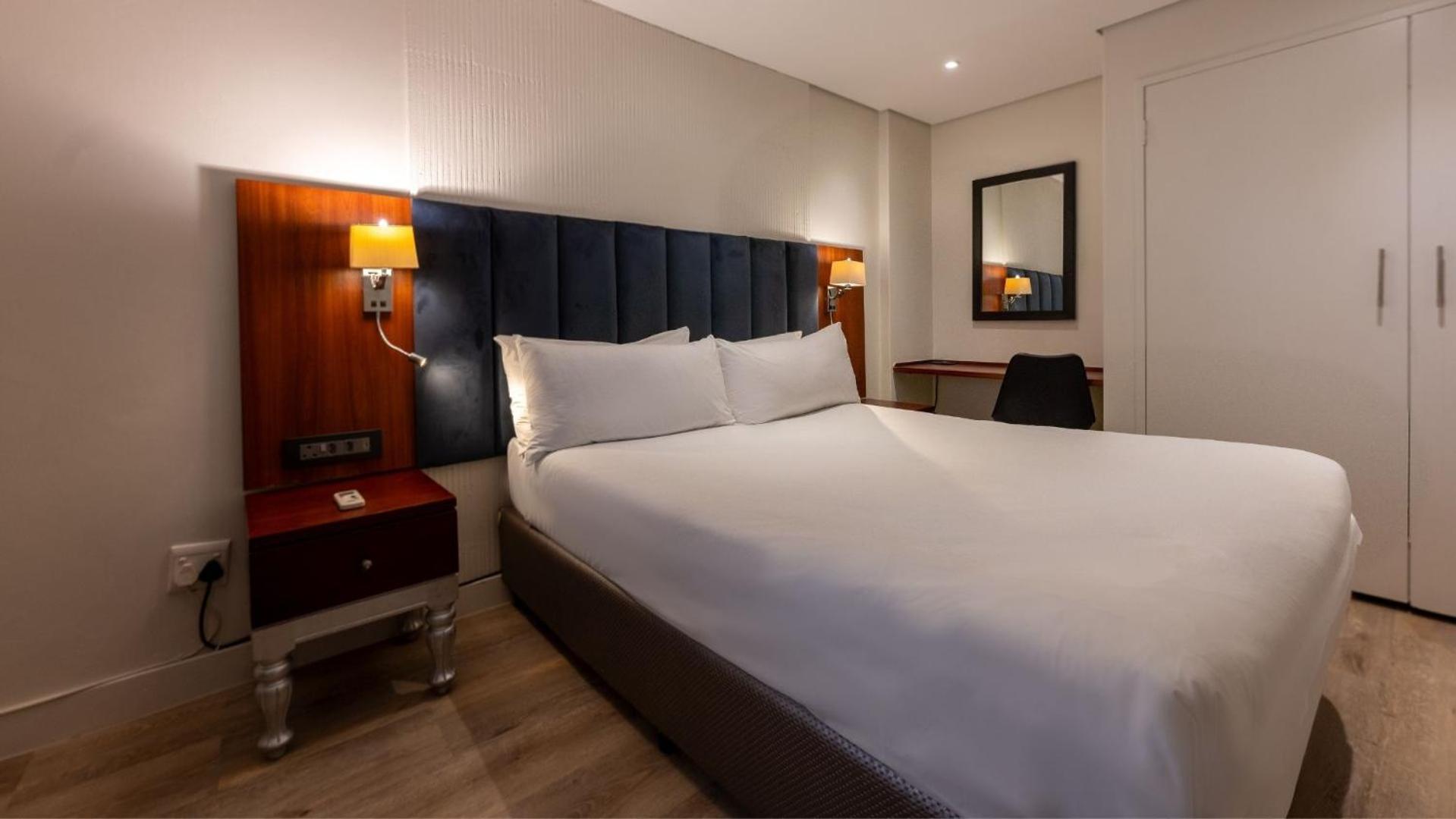 Anew Hotel Hatfield Претория Экстерьер фото